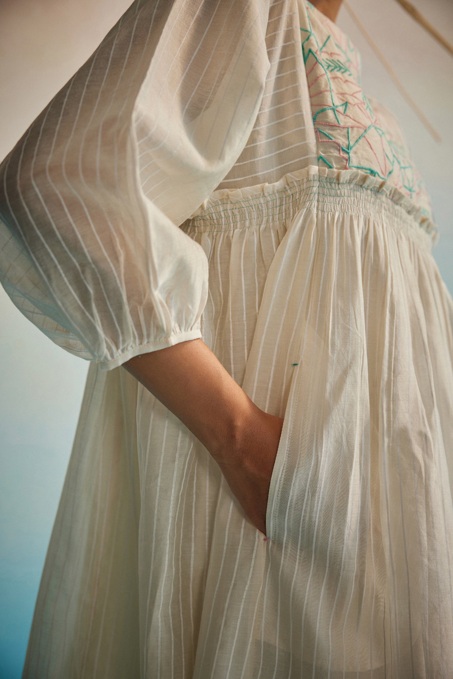 Hakanai Square Sleeve Top Set