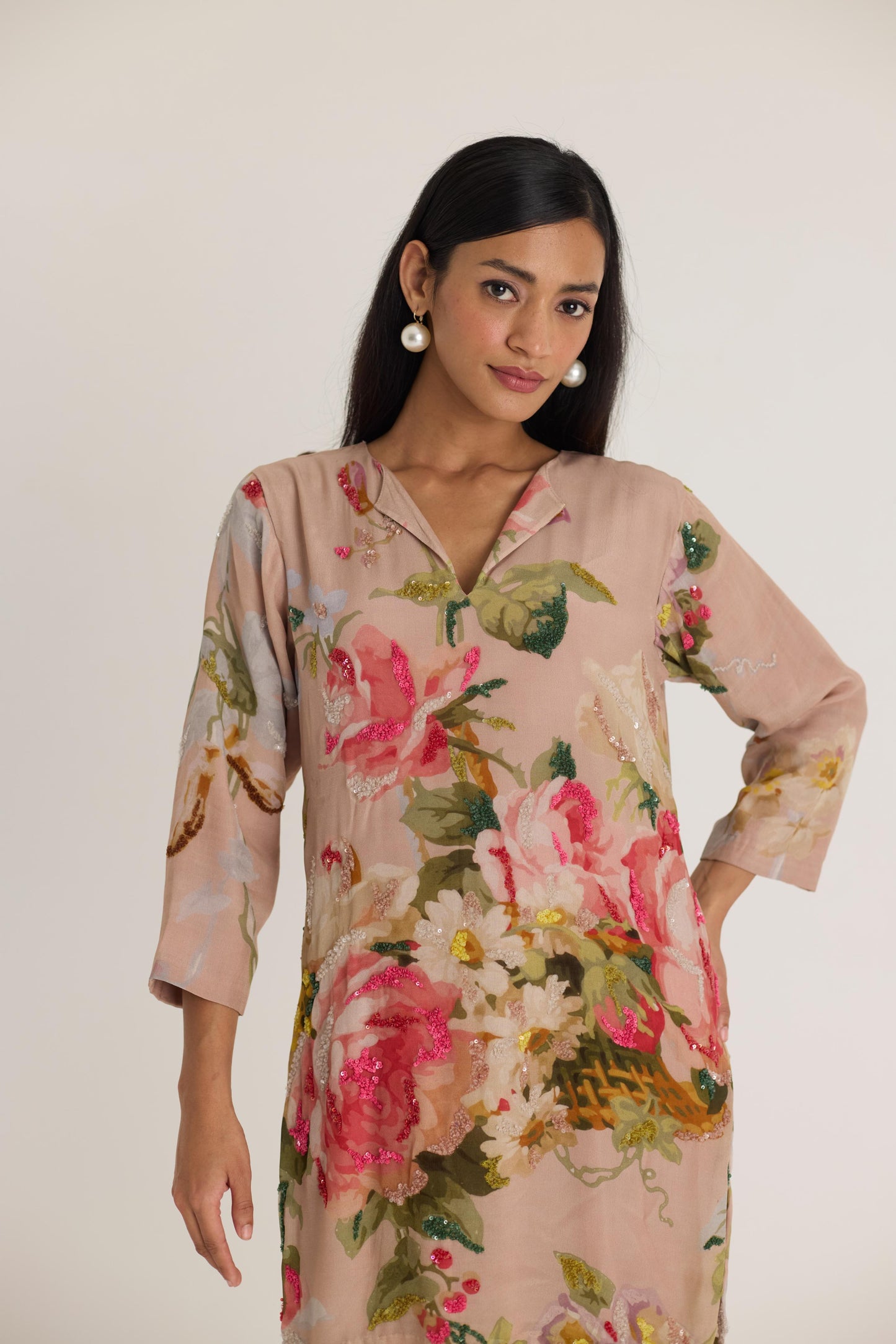 Hazel Embroidered Kurta Set