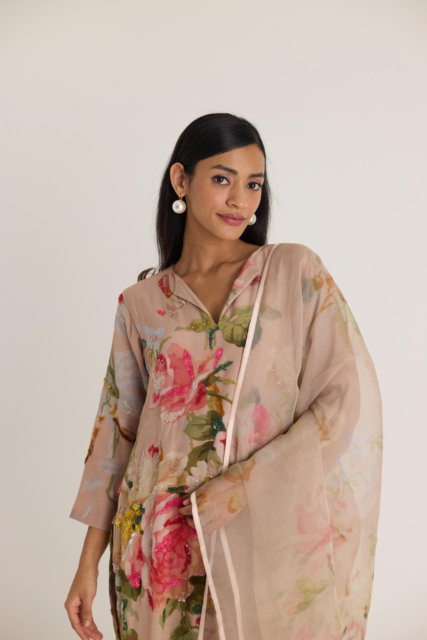 Hazel Embroidered Kurta Set