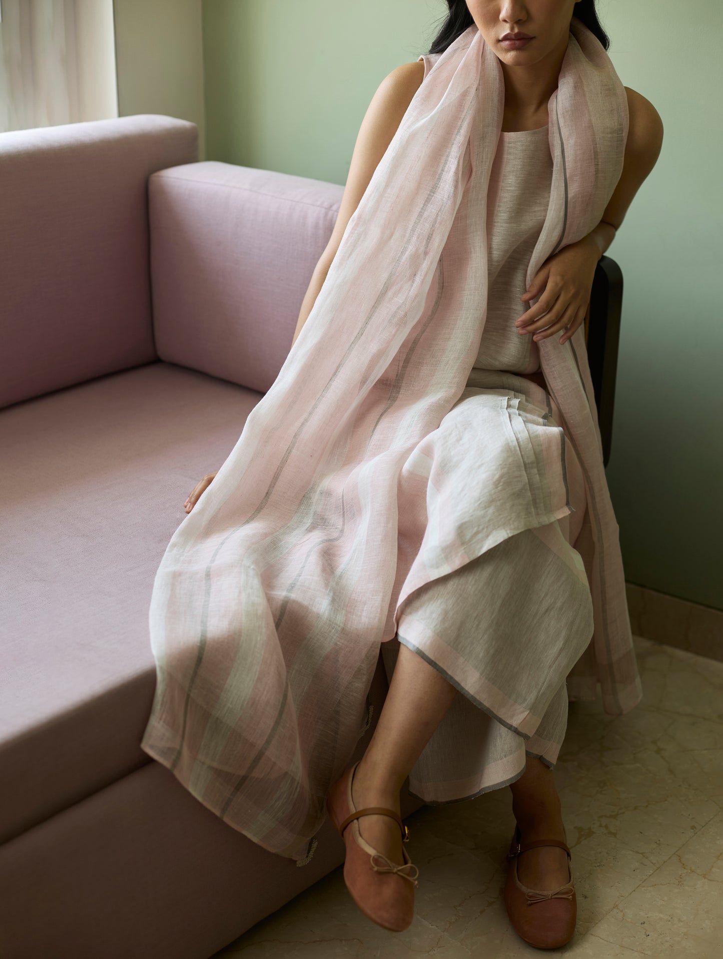 Yara Sleeveless Border Linen Kurta Set - Blush