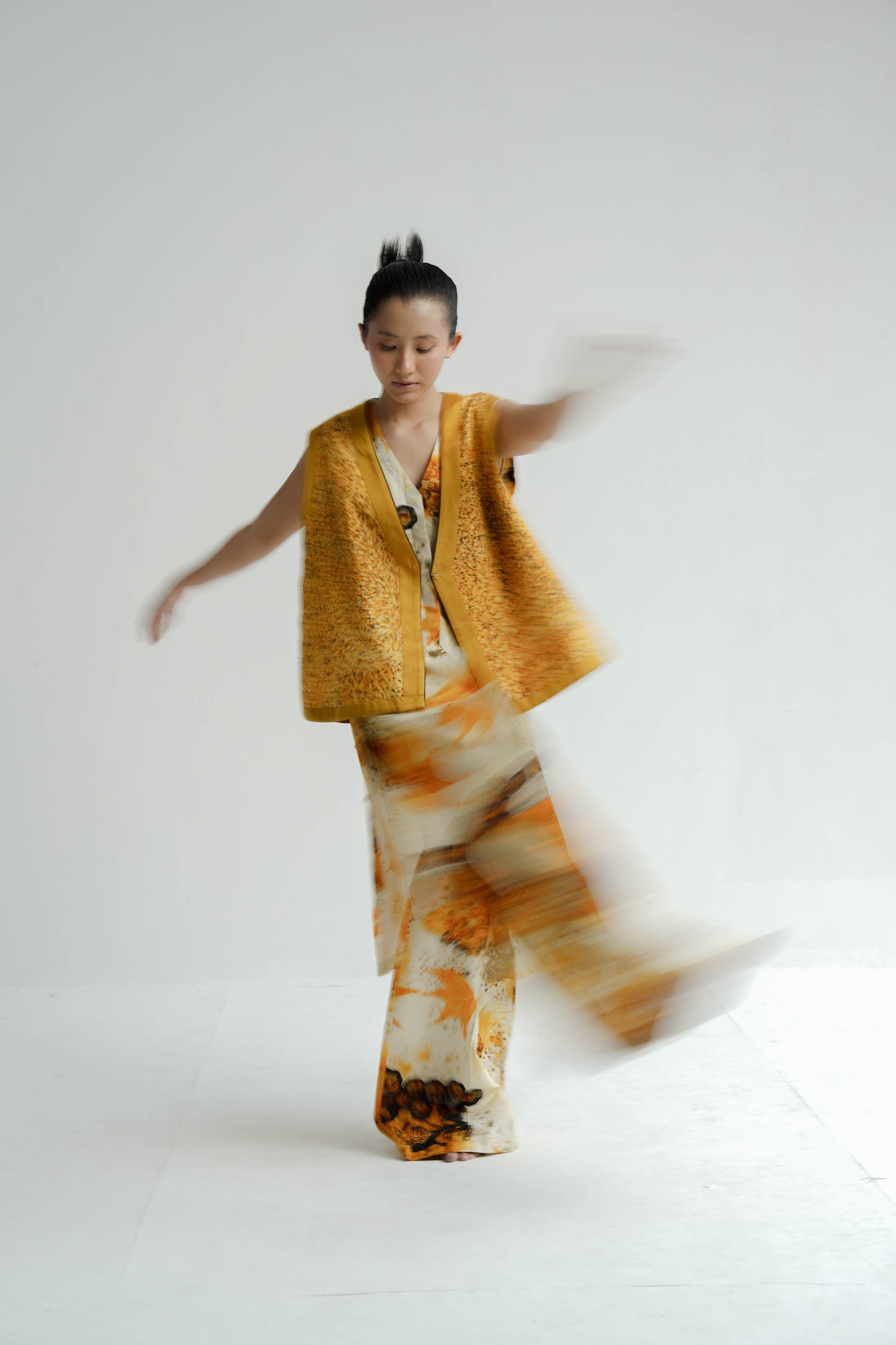 Mustard Florid Gilet