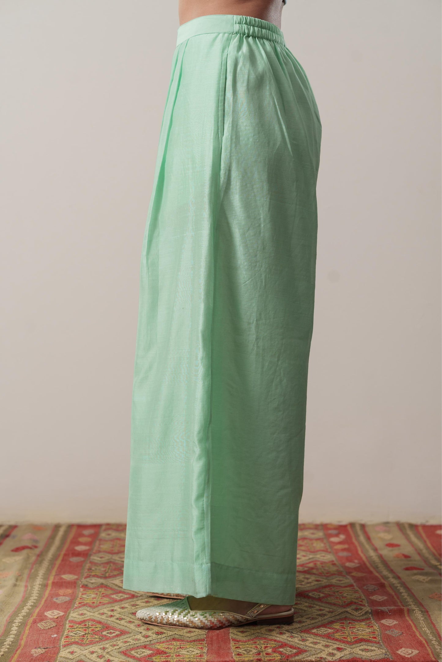 Meg Nilaya Set