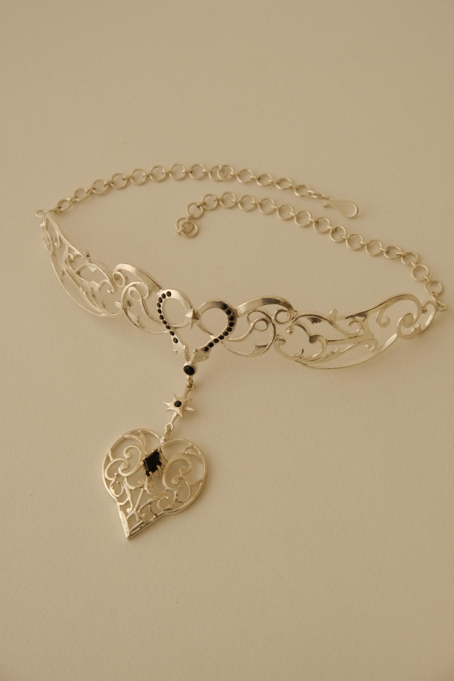 Forest Venom Neckpiece