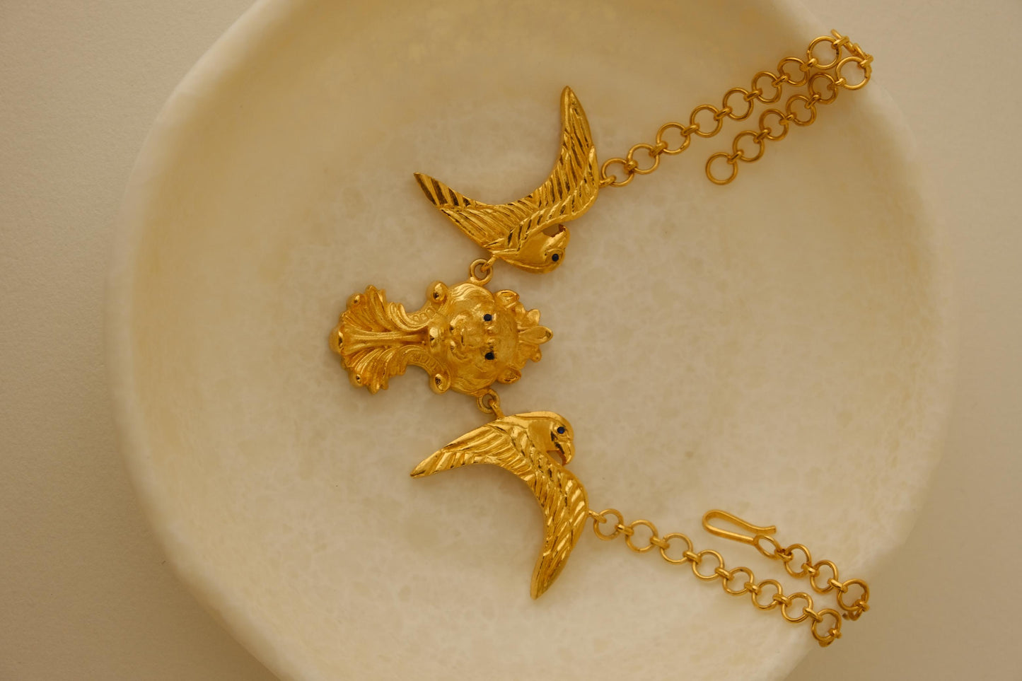 Crown Choker