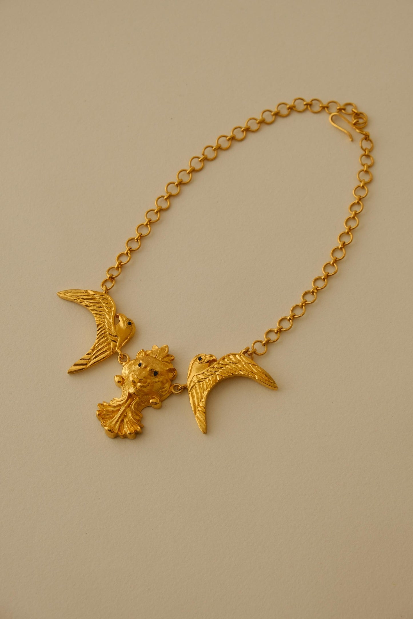 Crown Choker