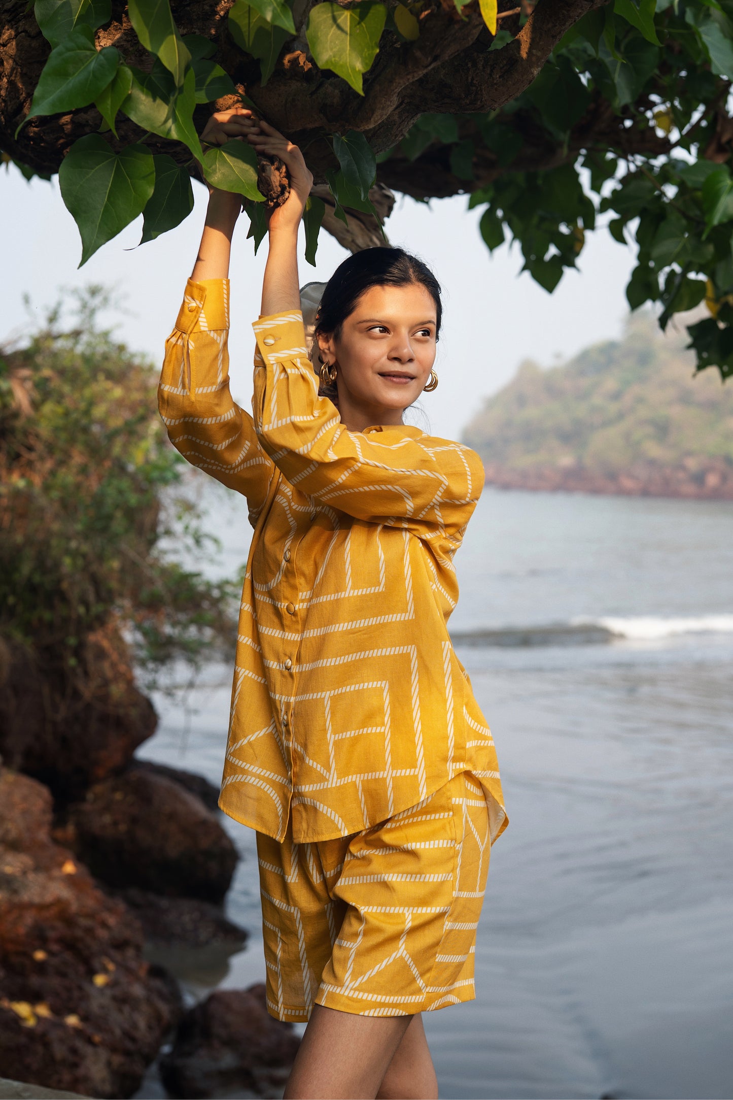 Diana Shirt (Mustard & Cream)