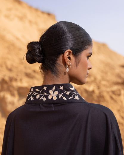 LINEAR KAFTAN - BLACK