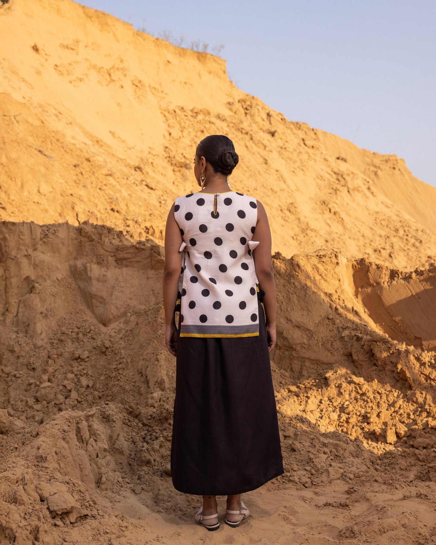 AYRA CO-ORD SET - BLACK & Desert Sand