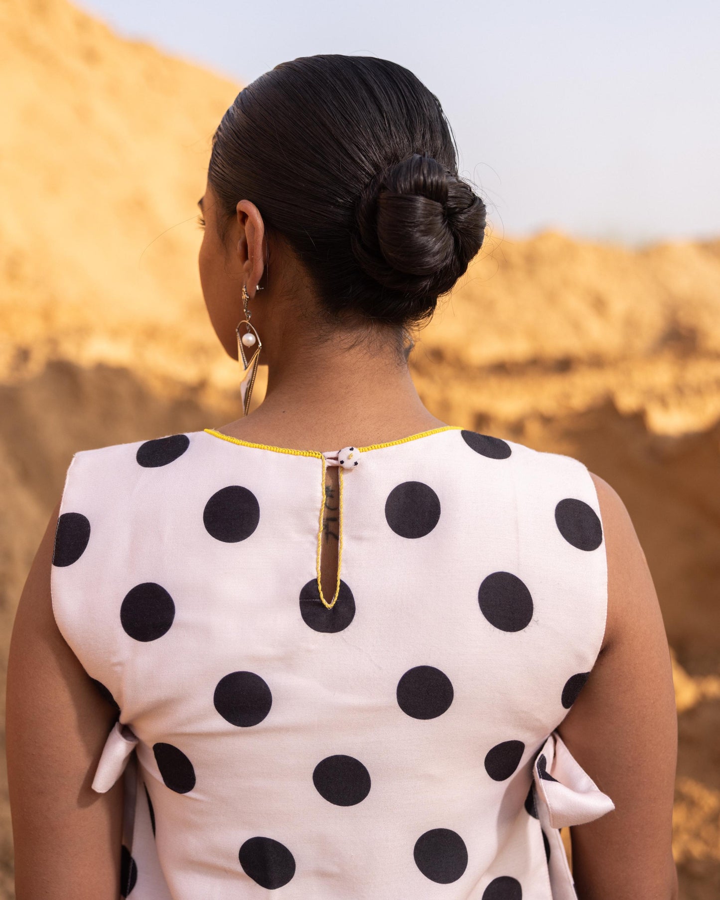 AYRA CO-ORD SET - BLACK & Desert Sand