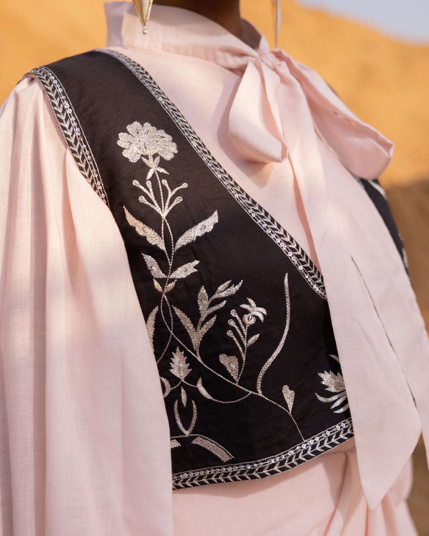 LYNOR JACKET - Desert sand & BLACK