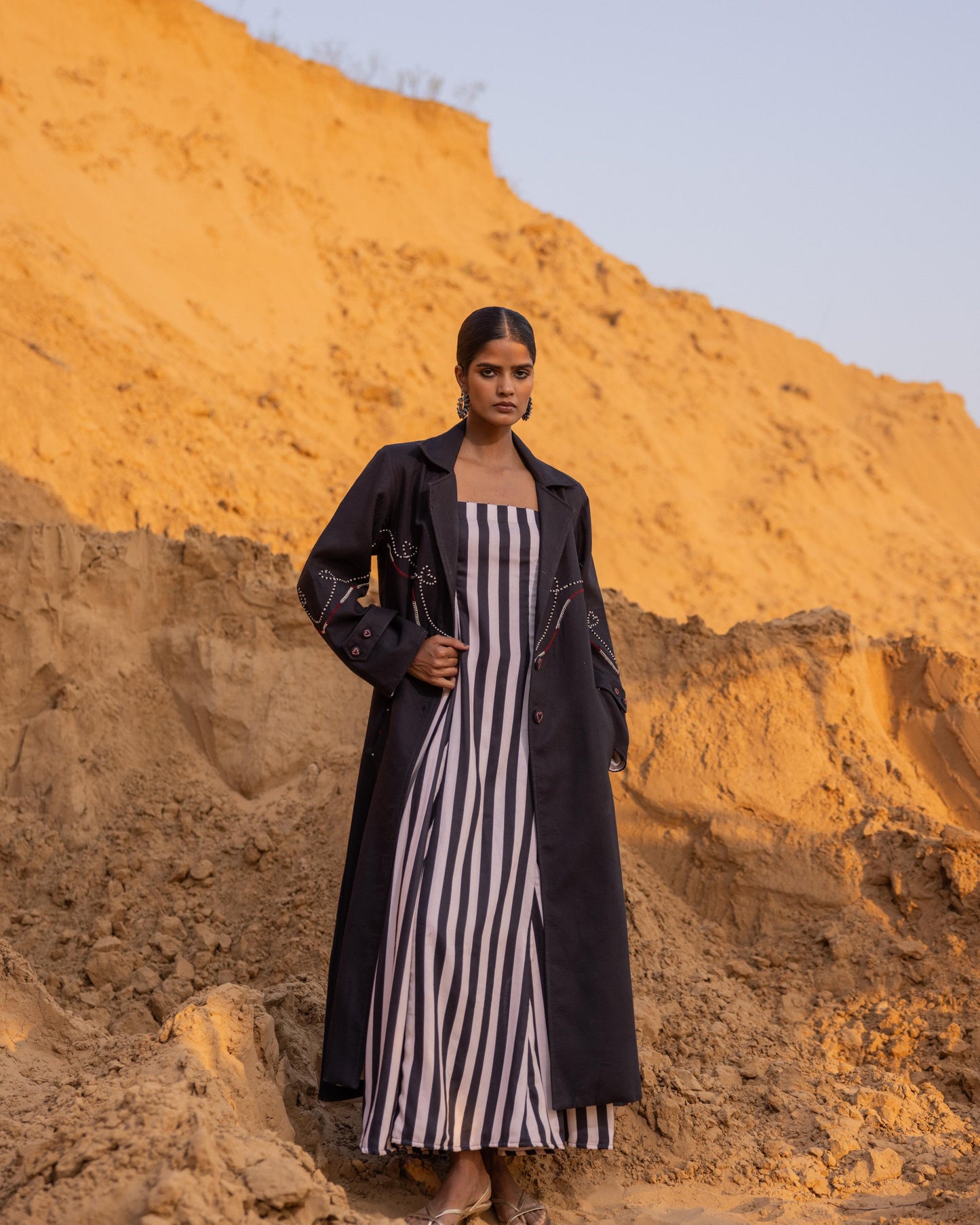 CHRONO DRESS & JACKET SET - BLACK