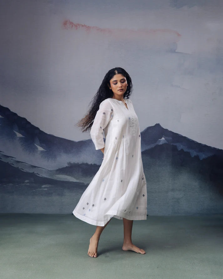 Ivory Kurta (Women)