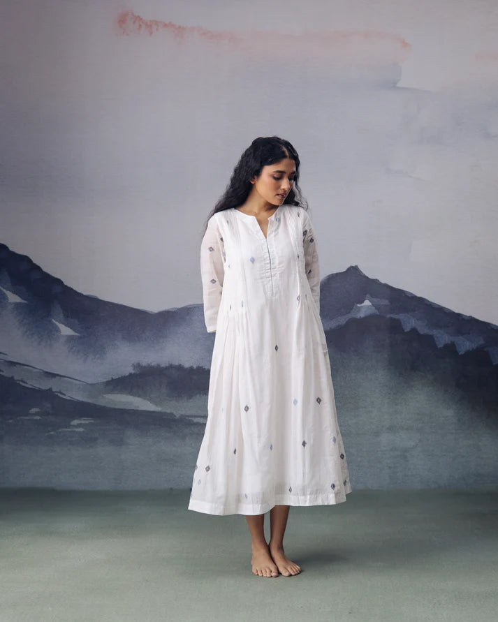 Ivory Kurta (Women)