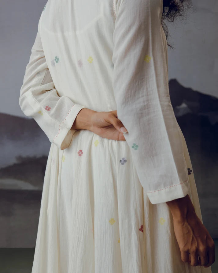 White Ambar Kali Kurta