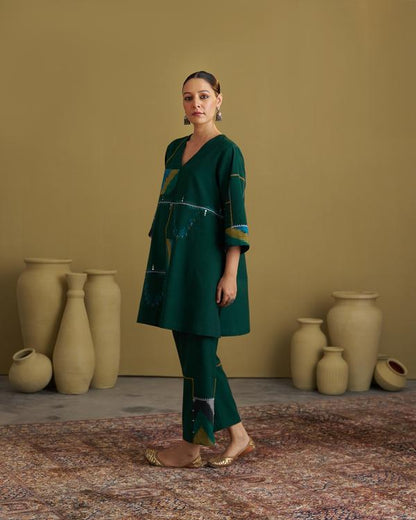 Panna Green Handwoven Cotton & Ikat Set with Handwork