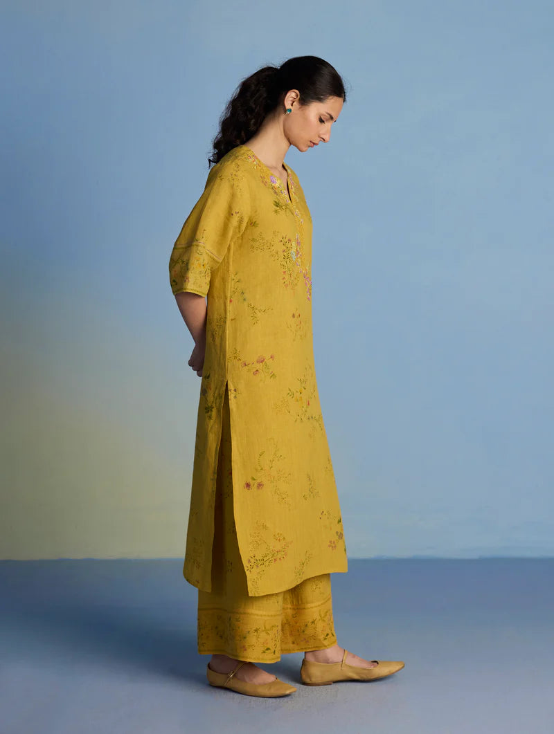 Para Hand-Embroidered Linen Kurta Set - Ochre