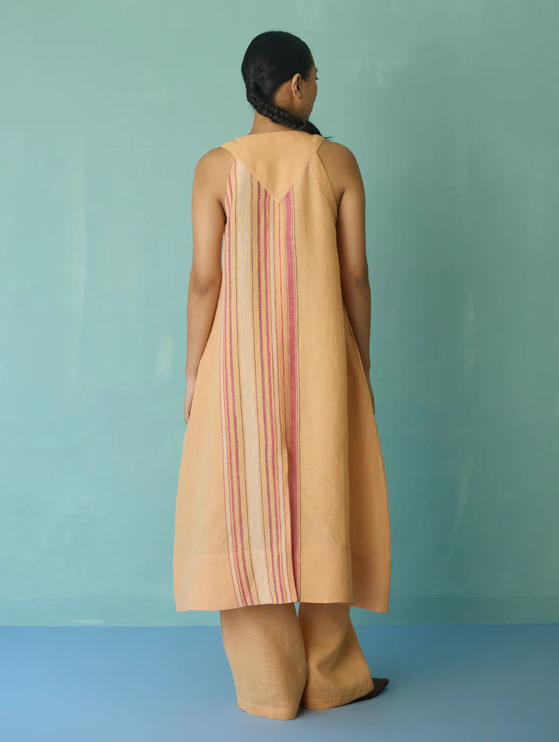 Vanya Border Linen Sleeveless Kurta - Apricot