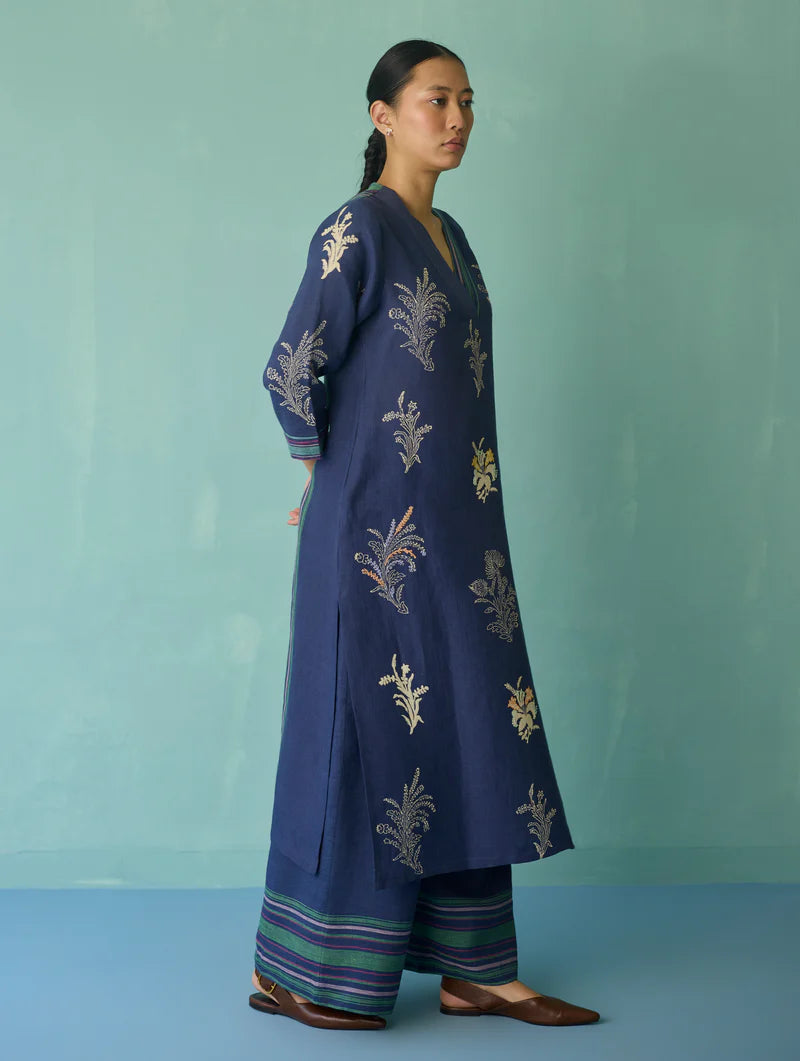 Zura Floral Block Printed Embroidered Kurta - Indigo