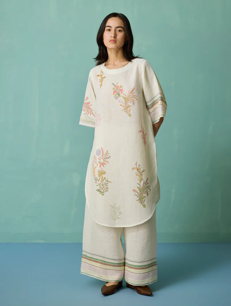 Nami Floral Block-Printed Curved Hem Kurta Set - Ivory
