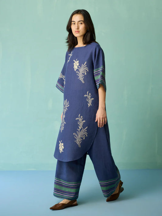 Nami Floral Block-Printed Curved Hem Kurta Set - Indigo