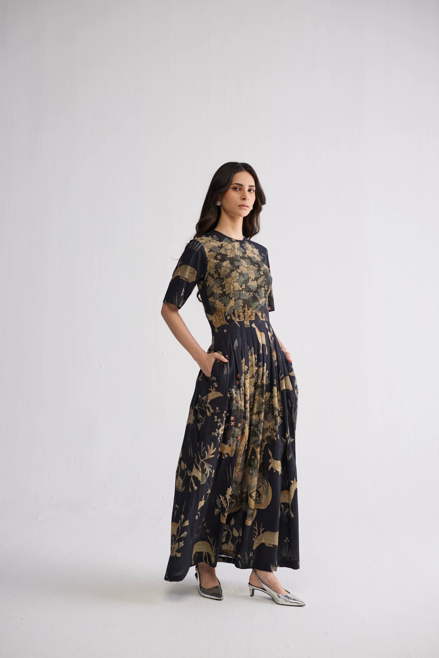 BANYAN HALF PLEATED DRESS