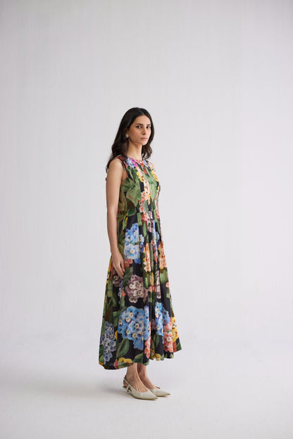 RAIN PLEATED DRESS
