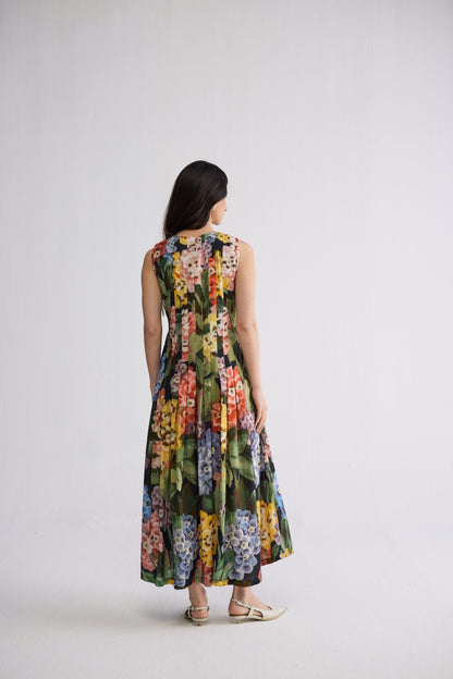 RAIN PLEATED DRESS