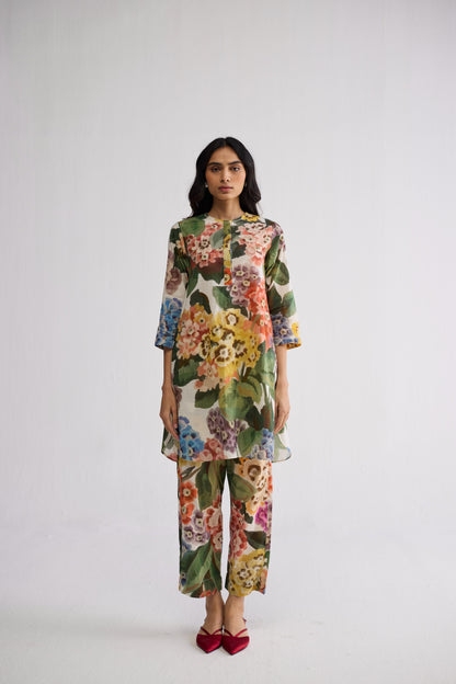 VERANDA SHORT KURTA SET