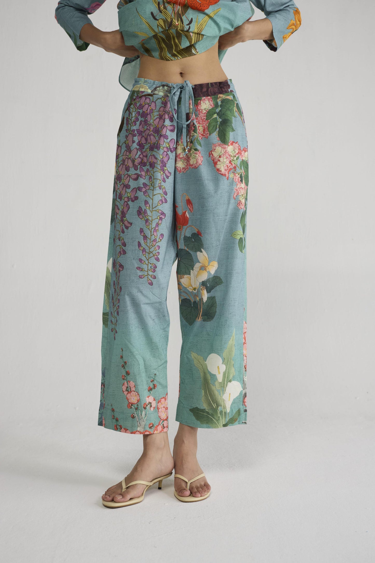 ITSUKI SHORT KURTA SET