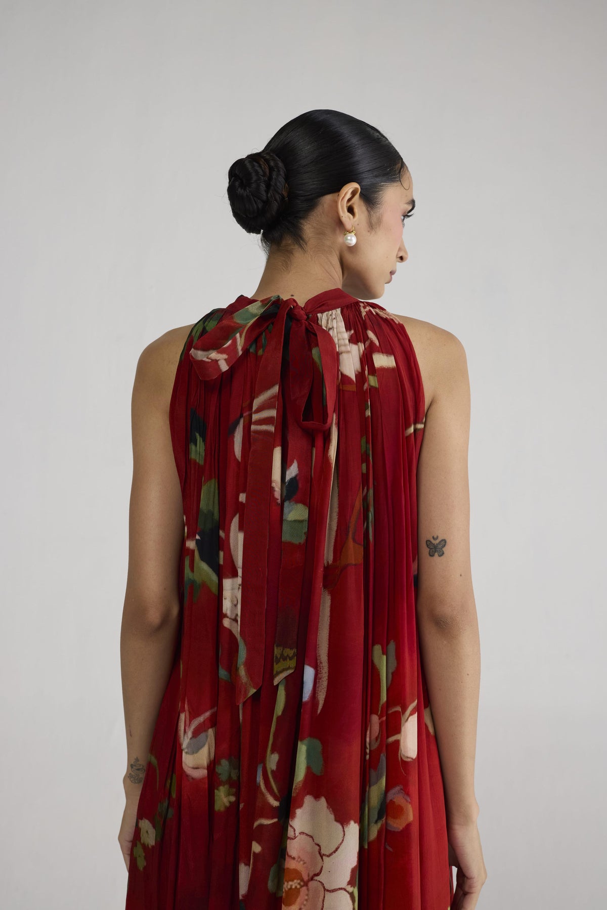 BARA CREPE HALTERNECK DRESS