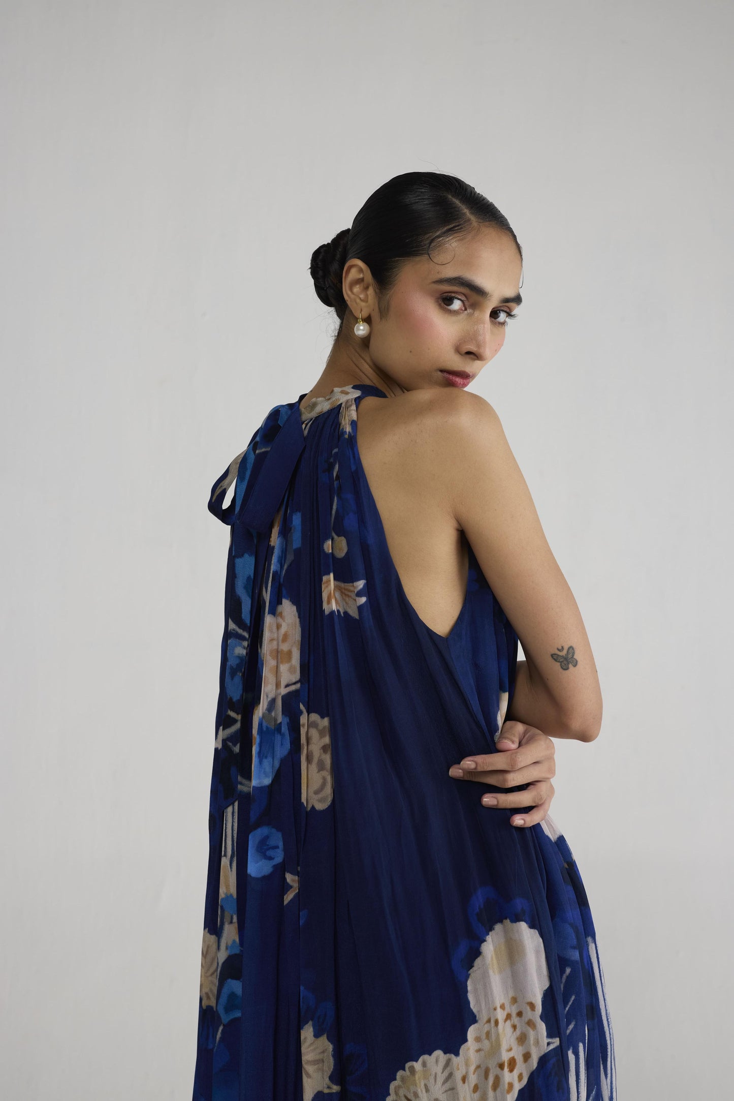 REN HALTERNECK CREPE DRESS