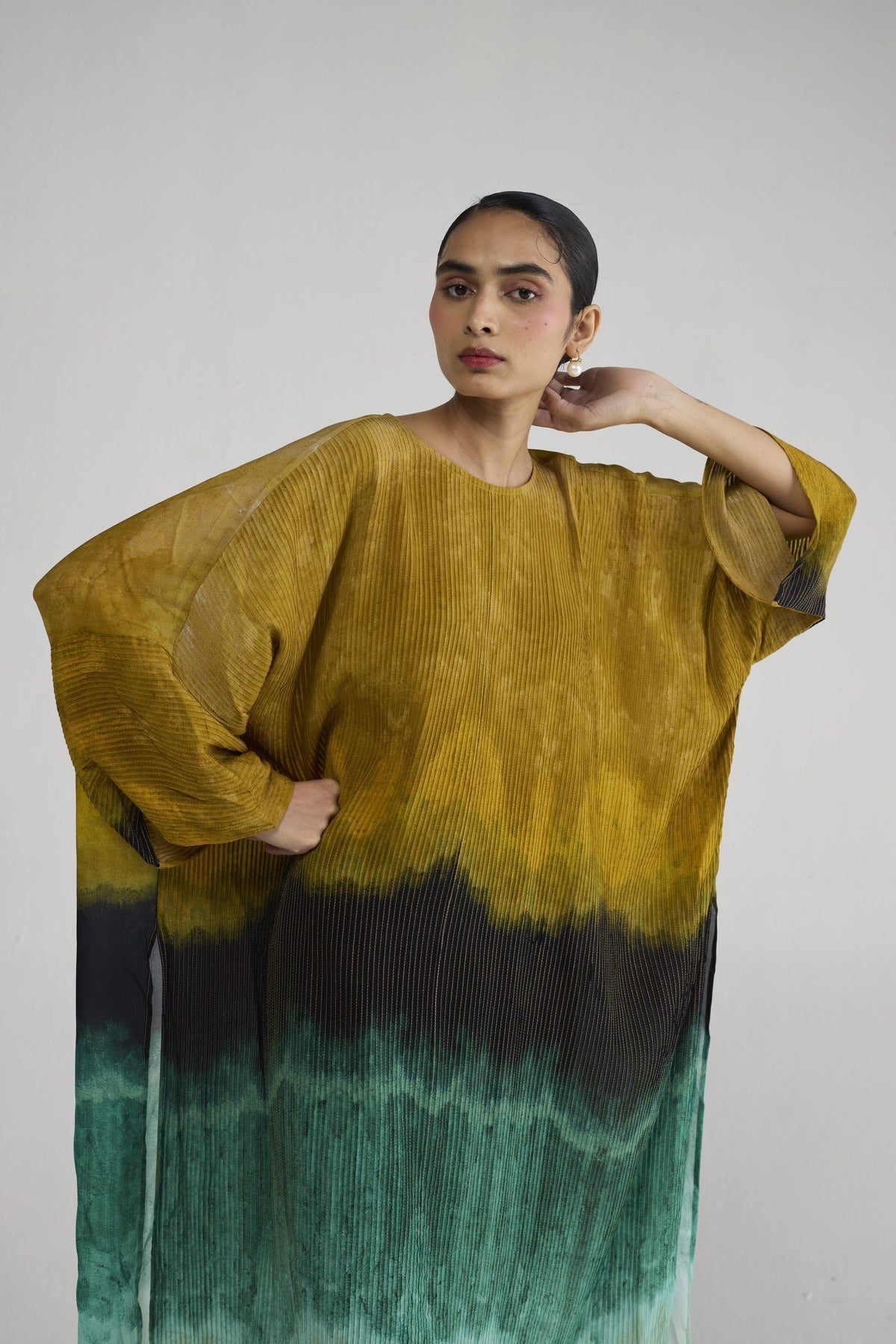 URI PINTUCKS KAFTAN KURTA SET