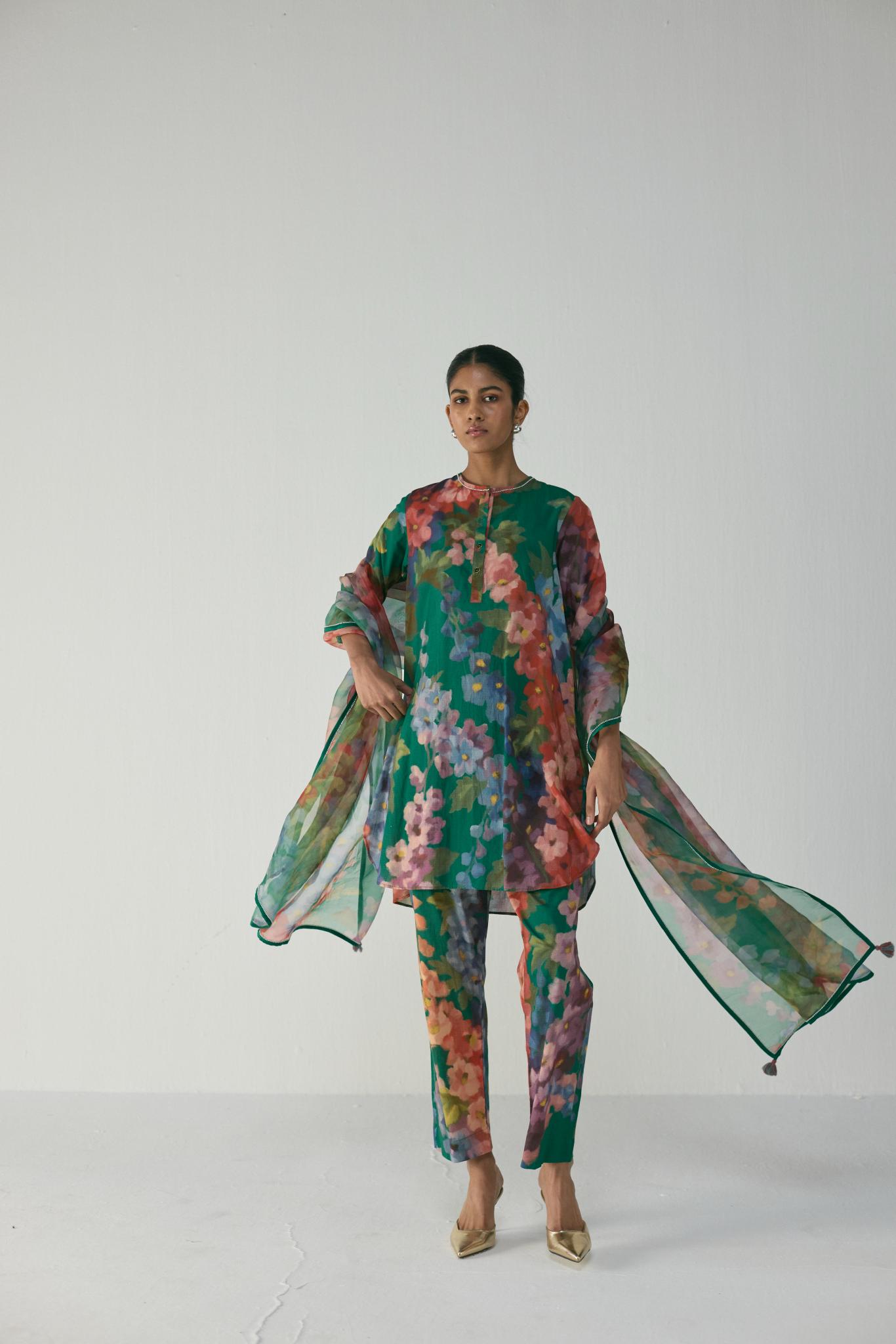 Thea Short Kurta Set