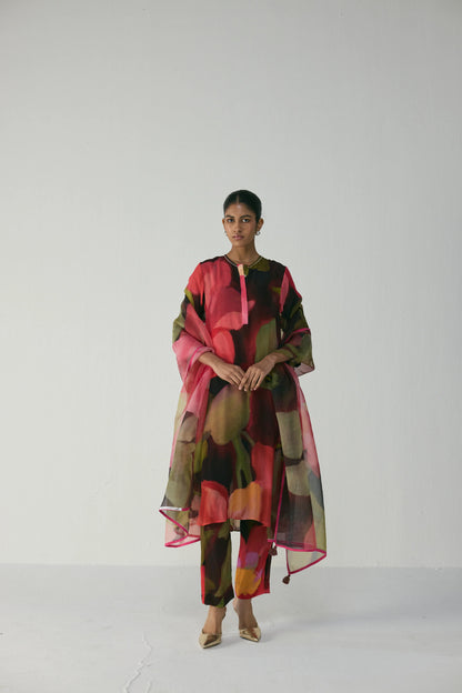 Manhattan Long Crepe Kurta Set