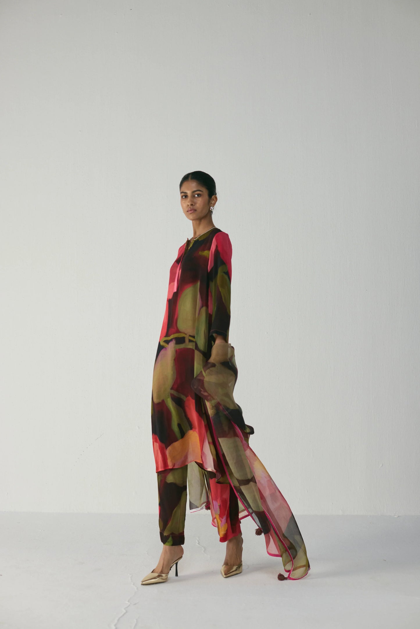 Manhattan Long Crepe Kurta Set