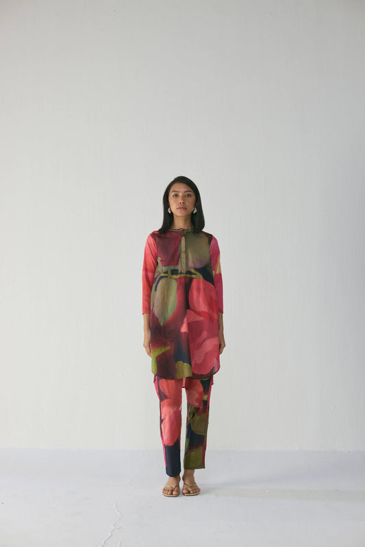 Manhattan Short Kurta Set