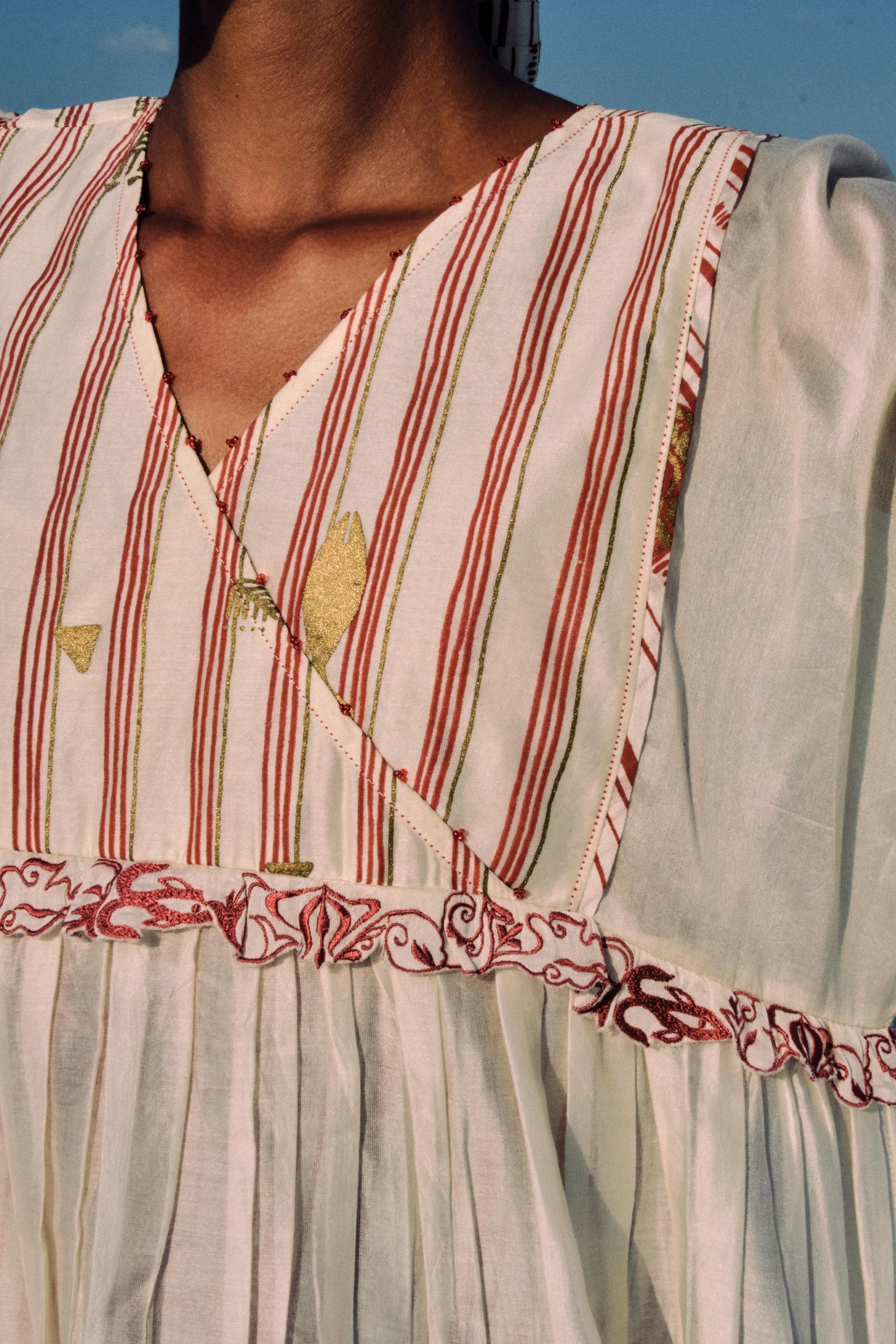 Su Mon Square Sleeve Dress