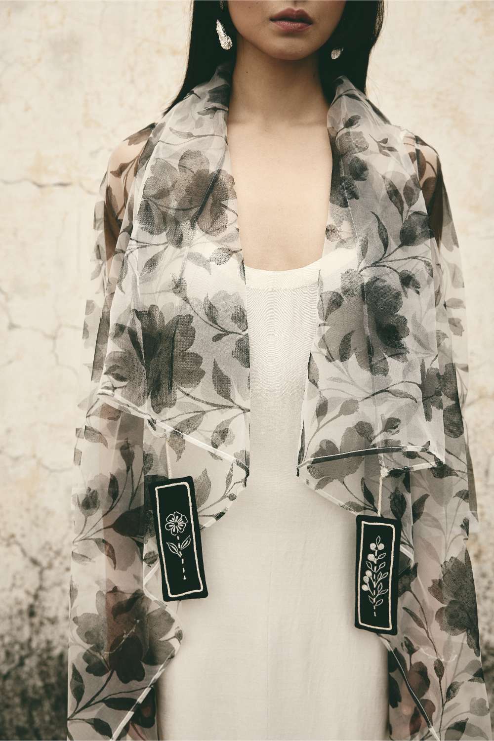 AN Floral Organza Cape