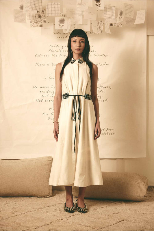 AN Trench Dress - White