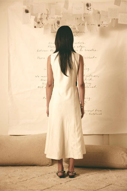 AN Trench Dress - White