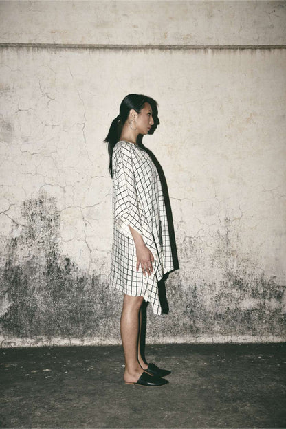 AN Grid Kaftan Dress