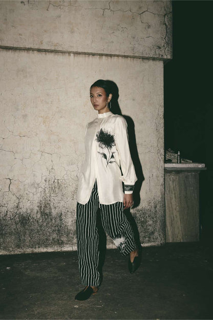 AN Stripe Comfort Shirt with Bloom Barrel Pants