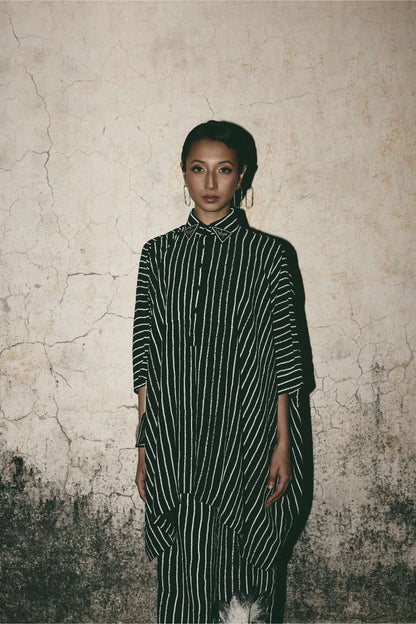 AN Stripe Comfort Shirt with Bloom Barrel Pants