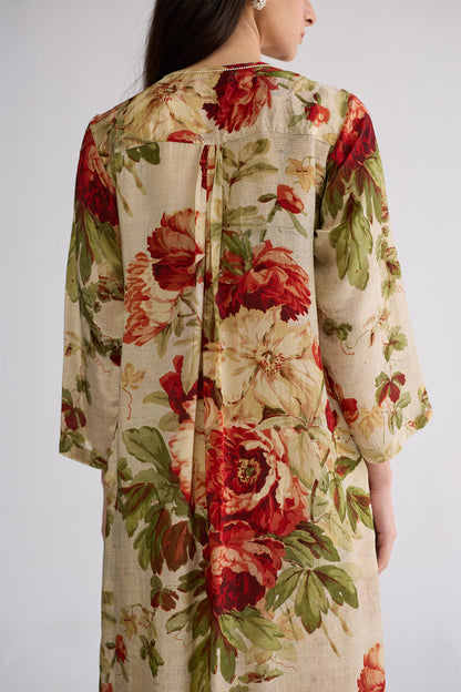 SAMA EMBROIDERED KURTA SET