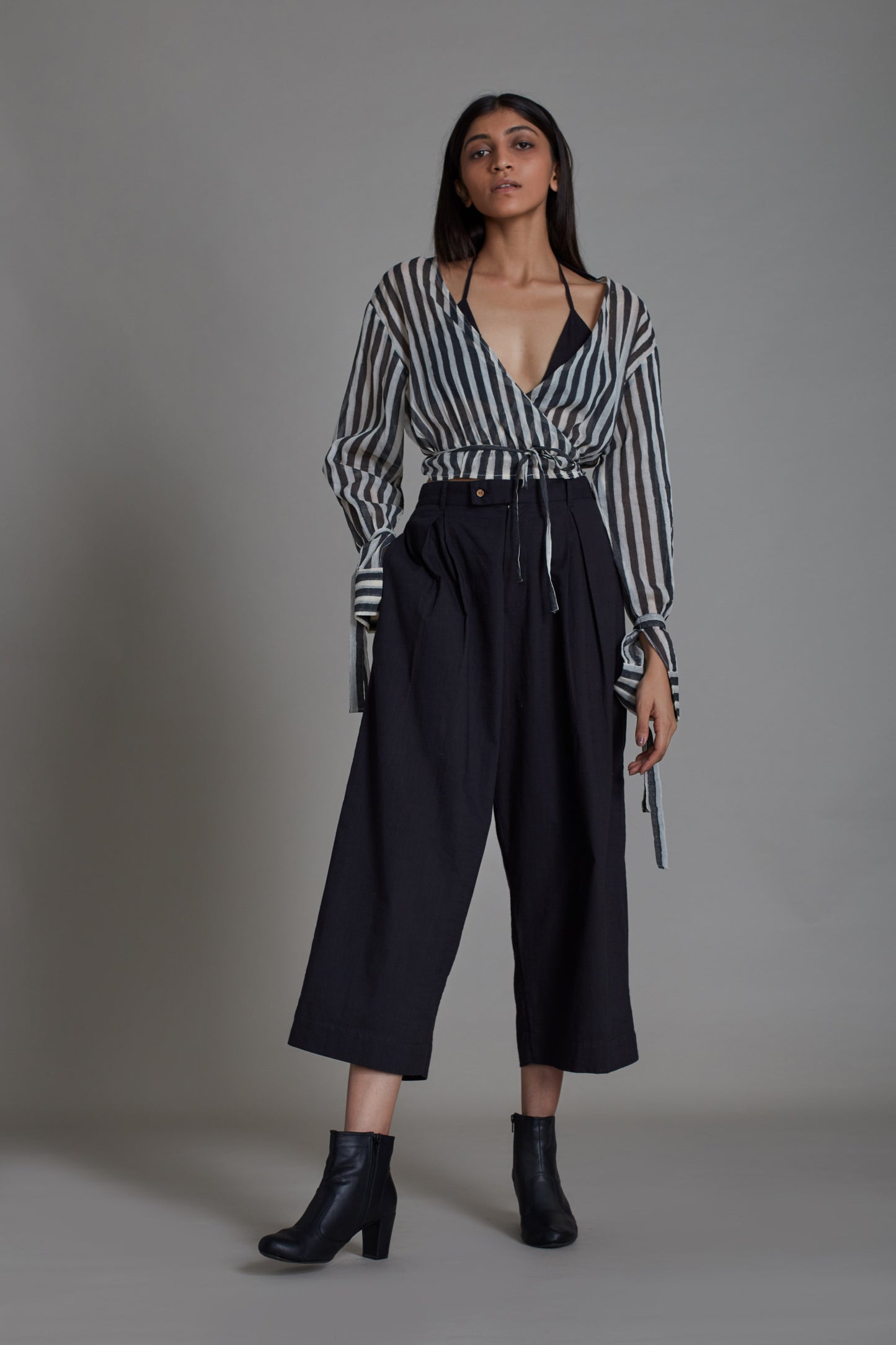 Bridge Stripe Shirt-Black