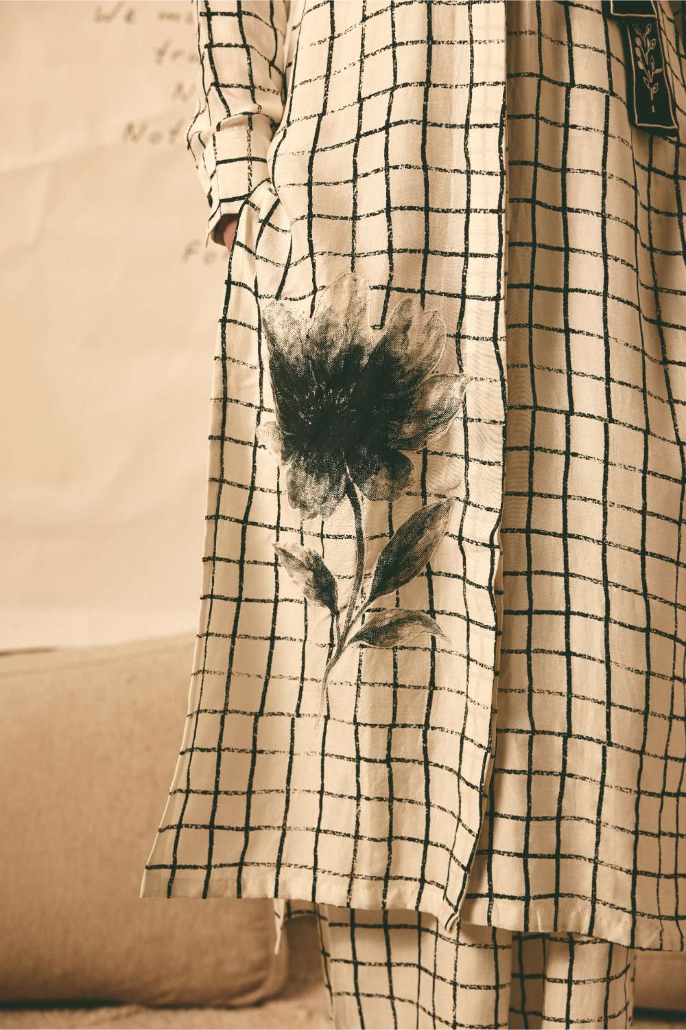 AN Bookmark Grid Kurta with Grid Pants