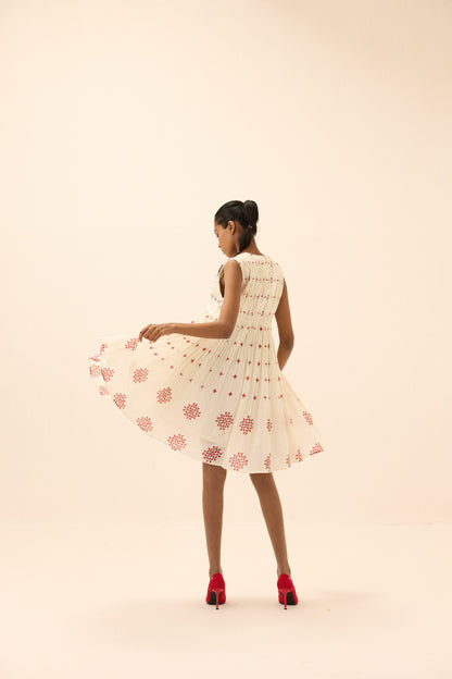 Cadlenut Dress