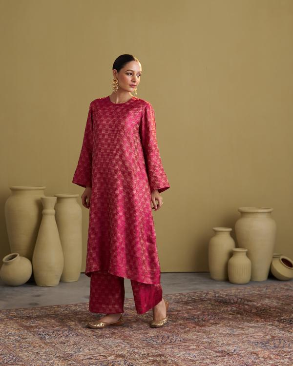 The Rani Pink Banarasi Silk Set