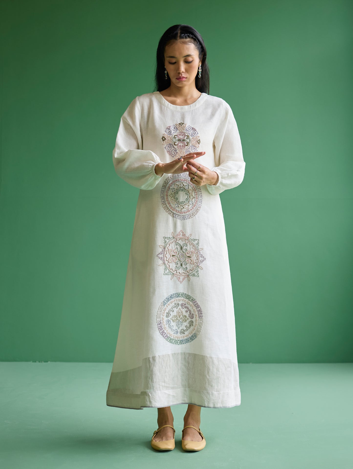 Eira Hand-Embroidered Linen Dress - Ivory