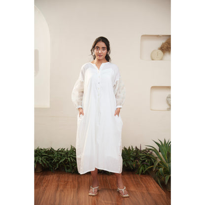 Capsule 8, White Cotton, Blue Print  Chanderi